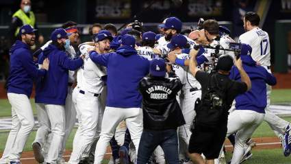 [VIDEO] LeBron James se vuelve loco con la victoria de los Dodgers