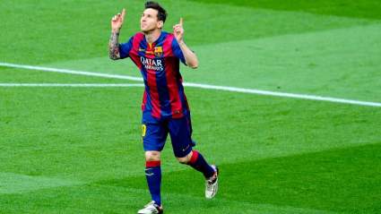 VER: Messi Anota un Gol Impresionante de Tiro Libre Contra Sevilla [VIDEO]