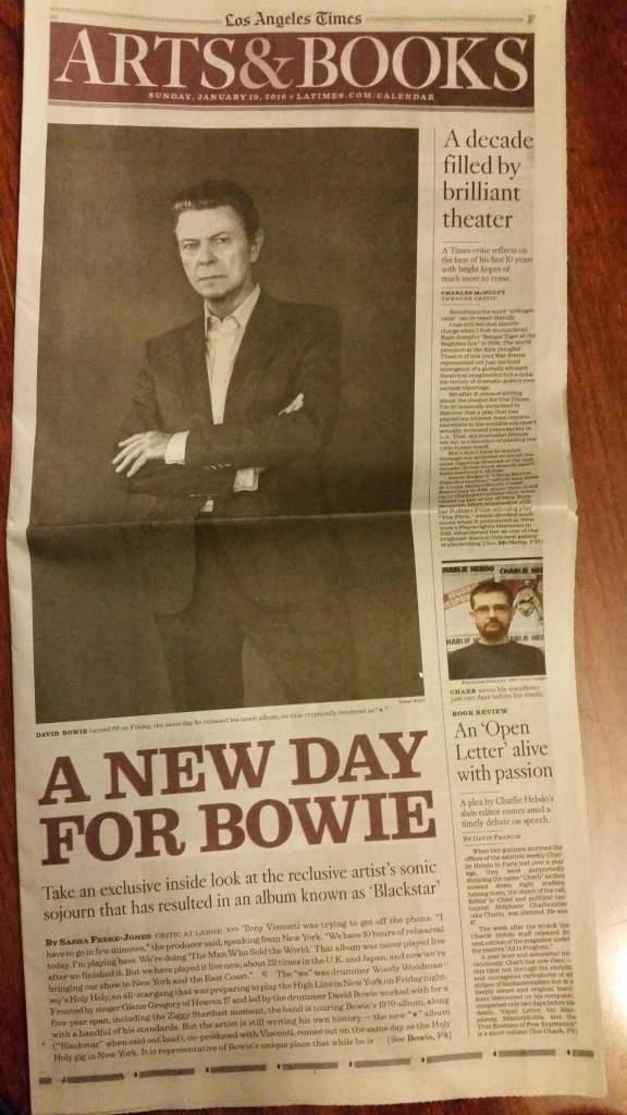 La portada de la LA Times de David Bowie justo antes de morir. (Imgur)