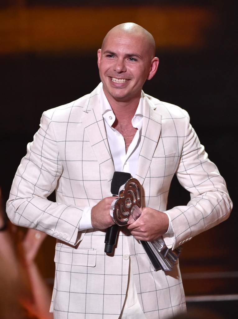 2014 iHeartRadio Music Awards - Show