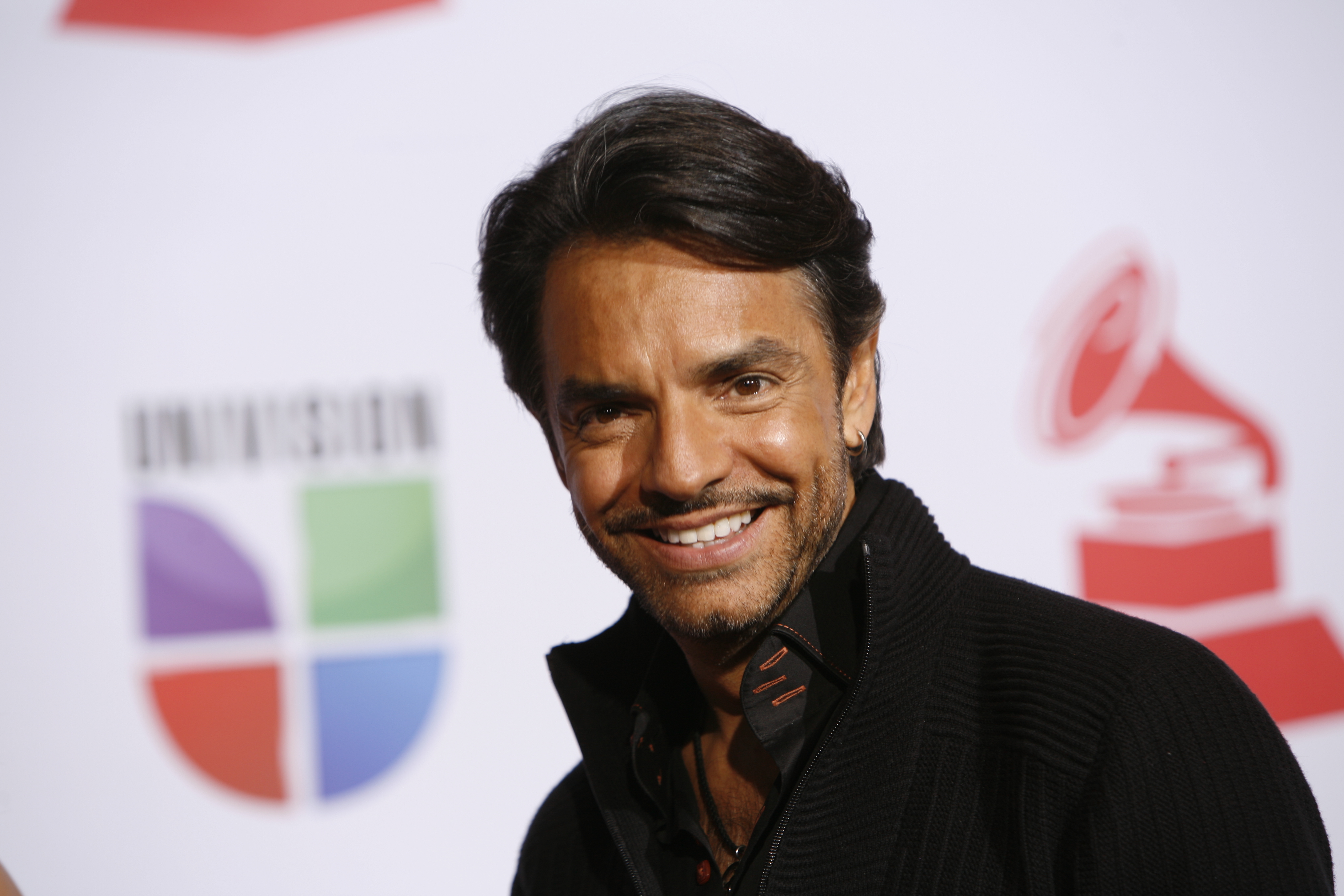 Eugenio Derbez salma hayek