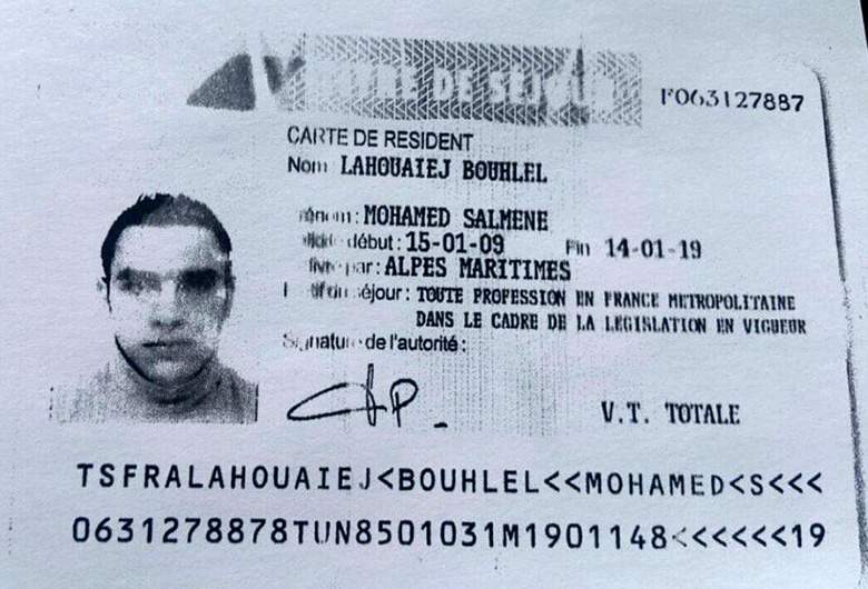 Mohamed Lahouaiej Bouhlel es quien está en la foto de arriba, la cual hecha publica por el gobierno francés. (Twitter)