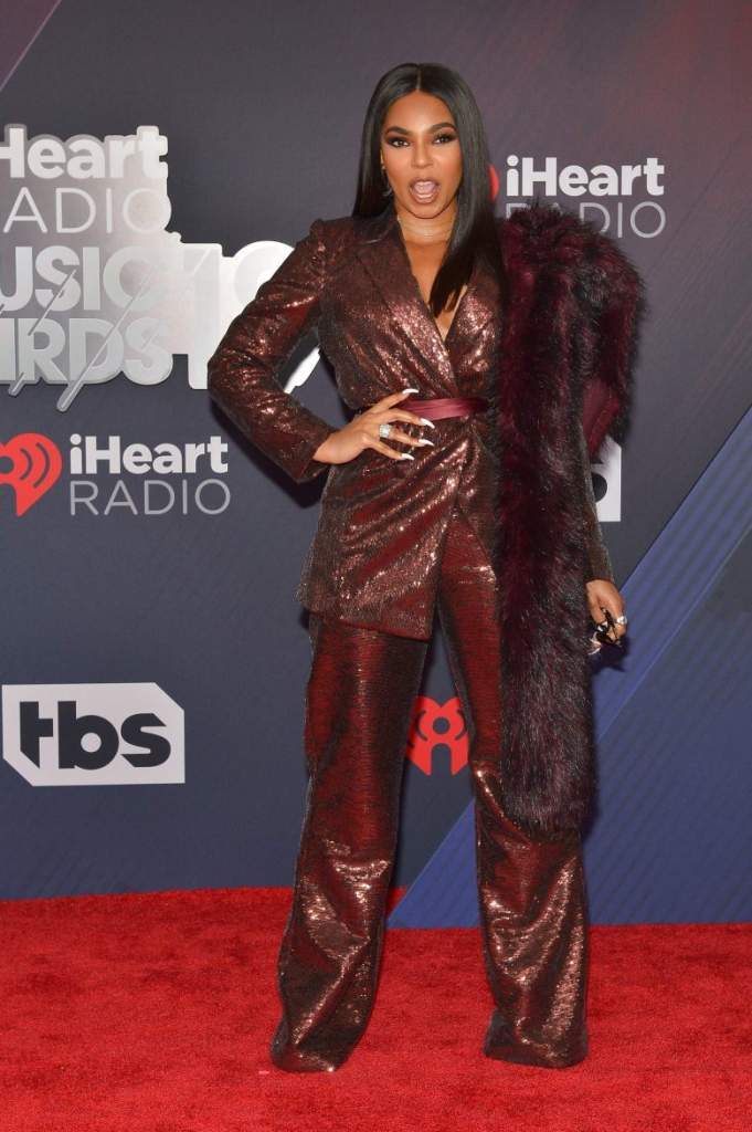 iHeartRadio Music Awards 2018: Los peores vestidos de la alfombra roja