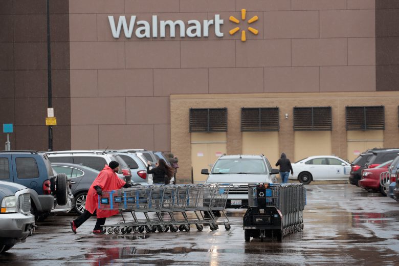 Walmart abre en Labor Day 2018