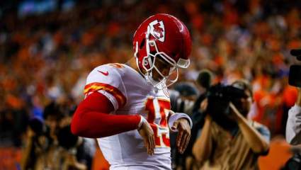 WATCH: Patrick Mahomes’ Left Handed Throw [VIDEO]