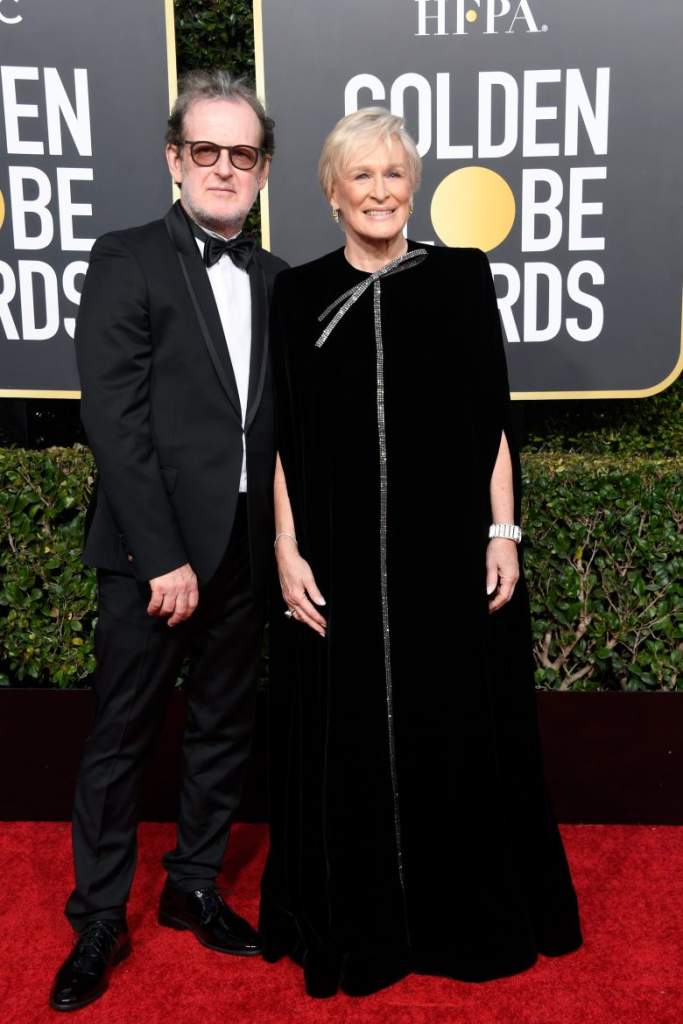 FOTOS-Golden Globes 2019: Peores looks de la alfombra roja, Peores vestidos, Bjorn Runge (Izq.) and Glenn Close