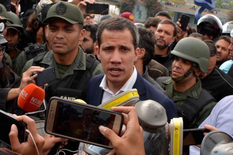 LIVE STREAM: Militares apoyan a Juan Guaidó en Venezuela