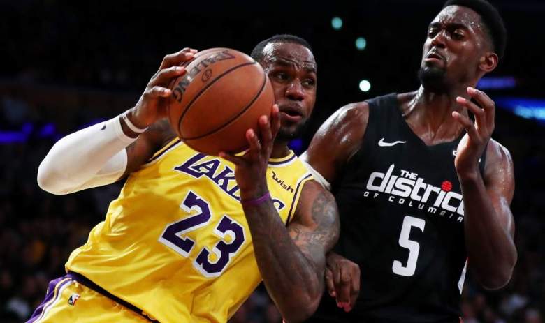 Los Lakers: ¿Ven a LeBron James como armador?