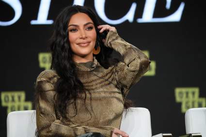 Kim Kardashian y su hermana Kourtney se van a los golpes: mira la pelea