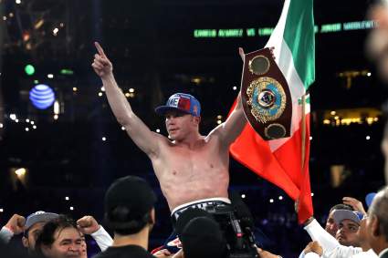 El Canelo se tatuó una mujer en su piel: ¿de quién se trata?