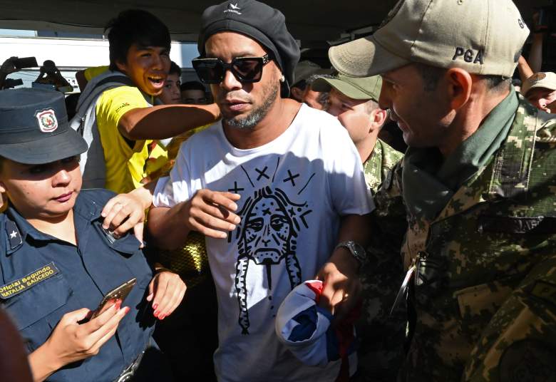 Arrestan a Ronaldinho en Paraguay: ¿qué delito cometió el jugador?