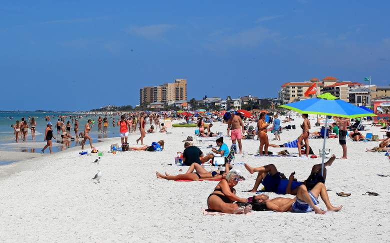 “Idiotas de Florida”: Las increíbles imágenes de playas inundadas de gente a pesar del coronavirus