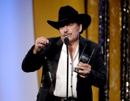 Hija de Joan Sebastian habla de la herencia de su padre: ¿Qué dijo?