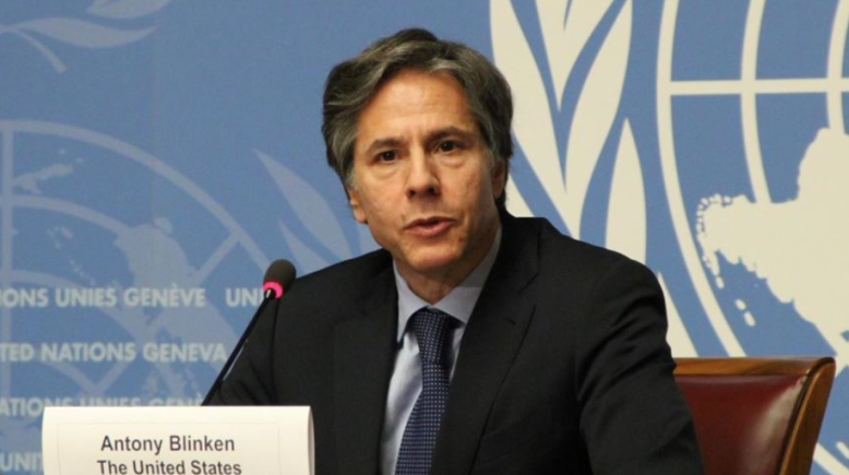 El exsubsecretario de Estado de Estados Unidos, Antony Blinken, pronuncia un discurso durante una conferencia de prensa en la oficina de las Naciones Unidas (ONU) en Ginebra, Suiza, el 02 de marzo de 2016.