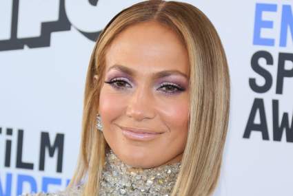 Publican foto de Jennifer Lopez desnuda. ¿Quién lo hizo?[FOTO]  [VIDEO]