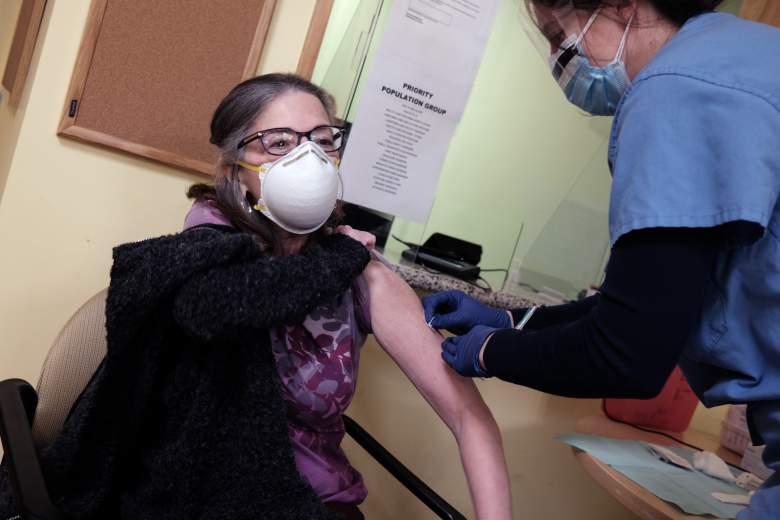 Latinos de Nueva York sin acceso a vacuna del COVID-19