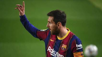 [VIDEO] Messi sorprende al portero del Elche con este precioso gesto