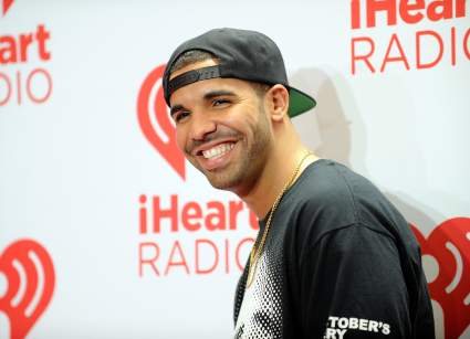 Reportan que una mujer armada atacó la casa de Drake: ¿Cómo está el cantante?
