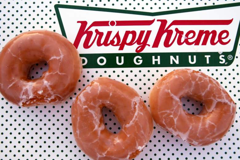 Las donas glaseadas de Krispy Kreme se ven el 17 de mayo de 2004 en Miami, Florida.