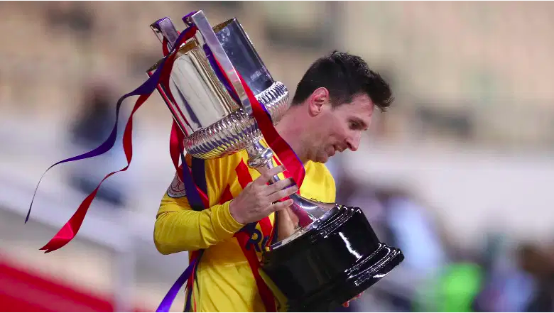 Leo Messi con la Copa del Rey