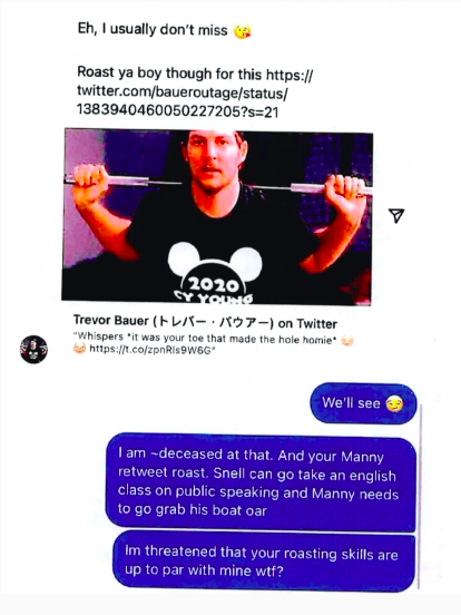 Captura de pantalla de la primera conversación entre Trevor Bauer y su acusadora en Instagram.