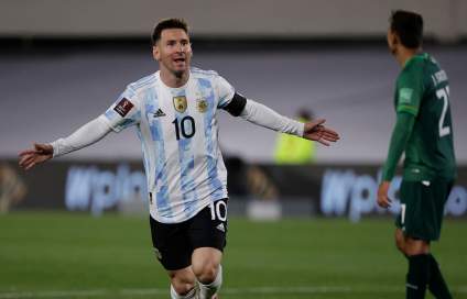 Lionel Messi supera récord de Pelé con tres golazos a Bolivia – Videos