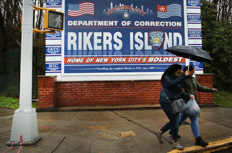 Denuncian horrores en cárcel de Rikers Island en Nueva York