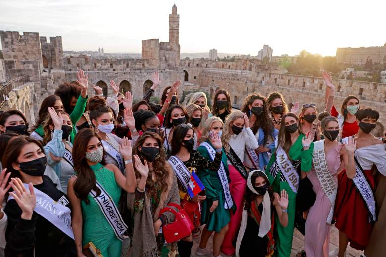 Los concursantes del certamen de Miss Universo visitan el Museo Torre de David en la antigua ciudadela de Jerusalén, cerca de la entrada de la Puerta de Jaffa a la Ciudad Vieja de Jerusalén, el 30 de noviembre de 2021.