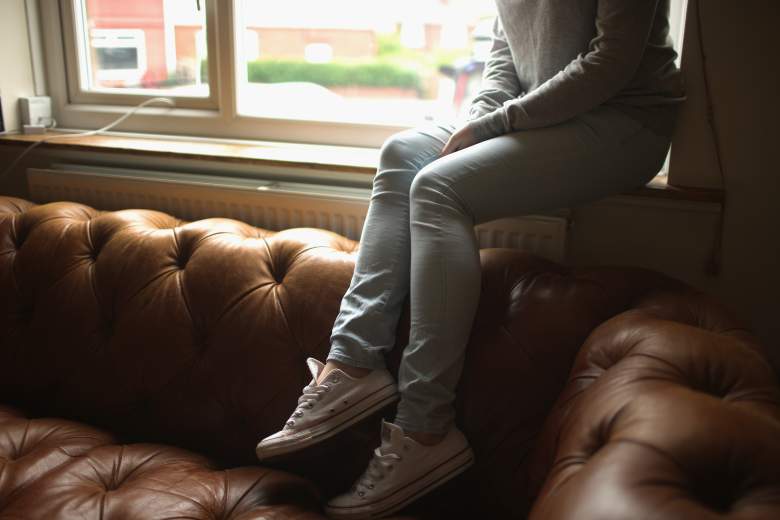 Una adolescente, que afirma ser víctima de abuso sexual y supuesto acicalamiento, posa en Rotherham el 3 de septiembre de 2014 en Rotherham, Inglaterra.