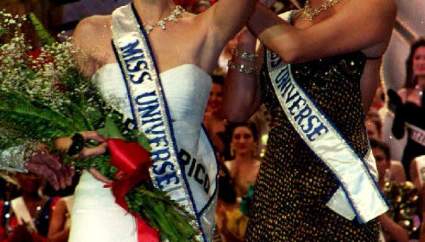 Paula Andrea Betancur, la reina de Miss Universo que no envejece: [Fotos]