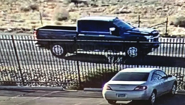 La policía dice que se cree que este camión está relacionado con la desaparición de Naomi Irion en Fernley, Nevada.