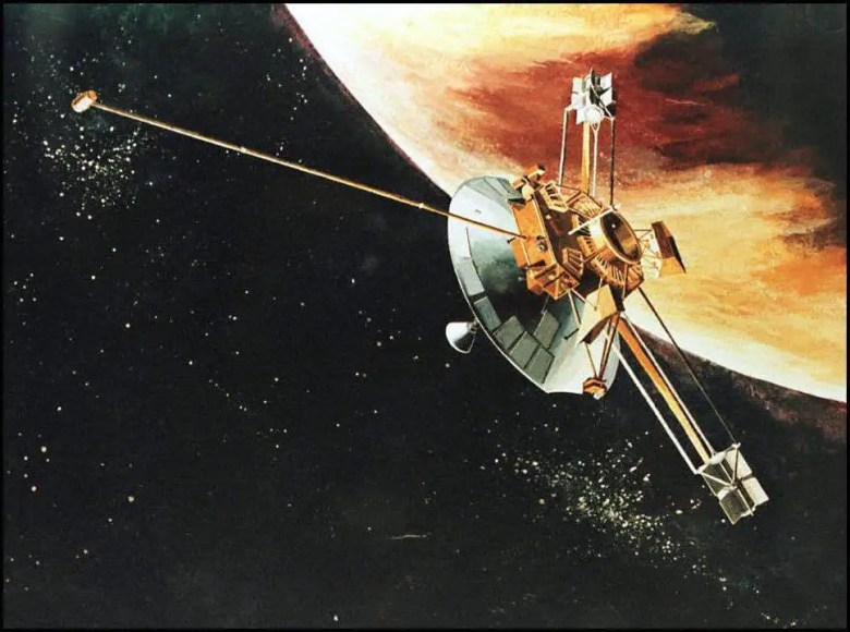 Esta es una interpretación artística de la nave espacial Pioneer 10 cuando pasa por el planeta Júpiter.