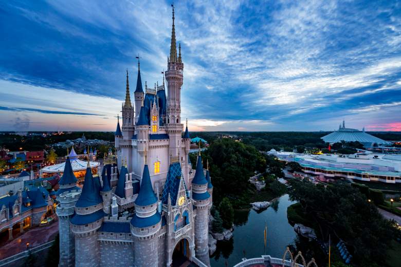 El gobernador Ron DeSantis expresó su apoyo el jueves para poner fin a los “privilegios especiales” de Disney en Florida