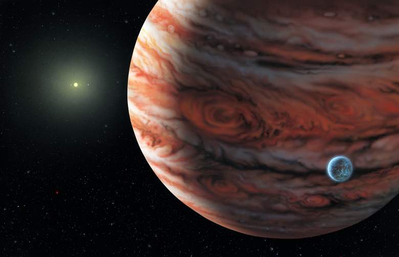El dibujo conceptual de este artista publicado el 13 de junio de 2002 muestra un planeta con la masa de Júpiter orbitando la estrella 55 Cancri, a unos 41 años luz de la Tierra.