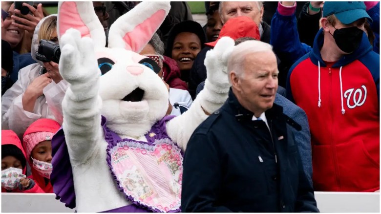 Joe Biden y el Conejo de Pascua