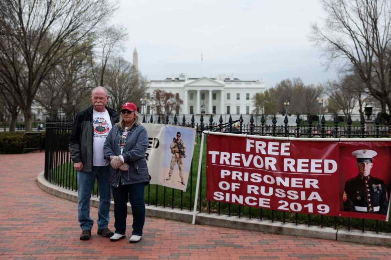Liberan a marino estadounidense encarcelado en Rusia: Trevor Reed