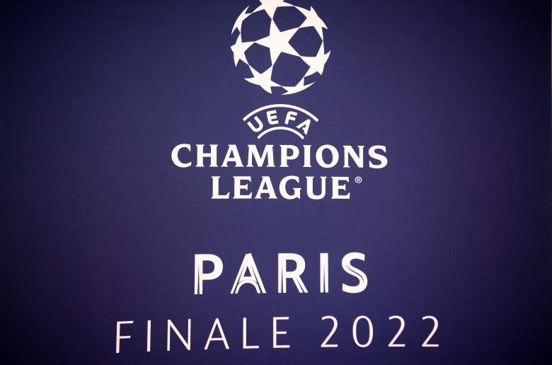 Una fotografía tomada en París el 27 de mayo de 2022 muestra el logo de la Liga de Campeones de la UEFA en la víspera del partido final de la Liga de Campeones de la UEFA entre el Real Madrid y el Liverpool.