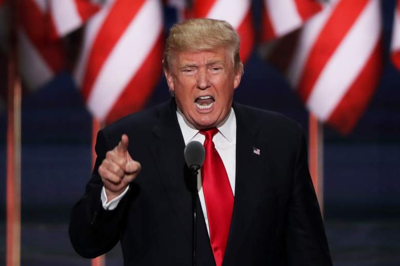 El candidato presidencial republicano Donald Trump pronuncia un discurso durante la sesión vespertina del cuarto día de la Convención Nacional Republicana el 21 de julio de 2016 en el Quicken Loans Arena en Cleveland, Ohio.