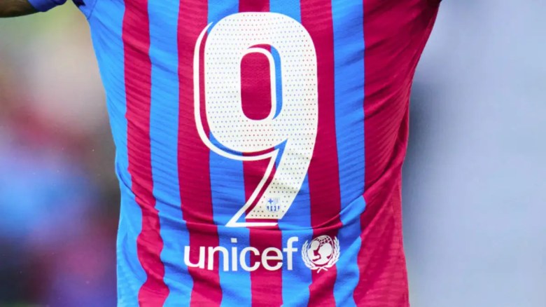 Pierre-Emerick Aubameyang será el número 9 del Barça la próxima temporada.