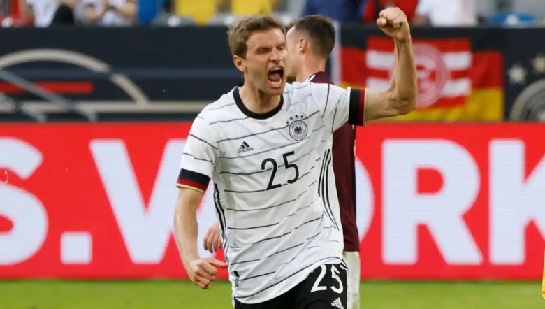 Thomas Mueller busca ayudar a Alemania a vencer a Italia en el torneo de la Liga de Naciones de la UEFA.
