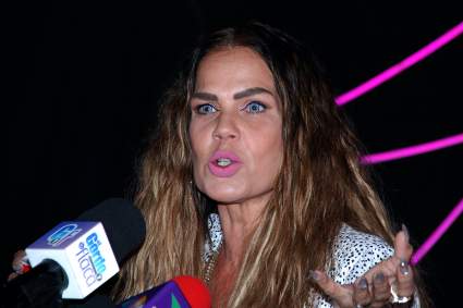 Niurka Marcos disfruta la soltería y destroza a Juan Vidal