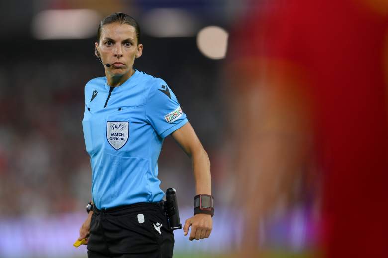Stéphanie Frappart será la primera mujer en dirigir un partido de una Copa del Mundo