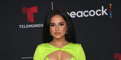 Novio de Becky G rompe el silencio tras escándalo de infidelidad [COMUNICADO]