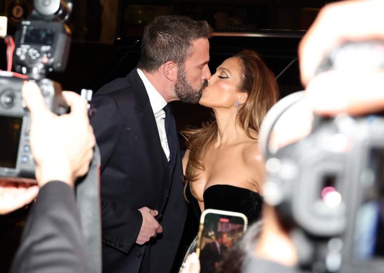 Ben Affleck and Jennifer Lopez kissing divorce