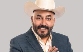 Lupillo Rivera anuncia nueva versión de su libro: ¿Belinda ganó?