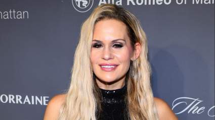 Habla Jackie Goldschneider: Para con la B . ’