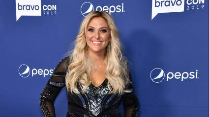 ¿Cuánto dinero estrella Gina Kirschenheiter Hace en RHOC