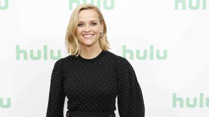 Reese Witherspoon es ‘Bursting With Joy’ Después de Emmys Snub