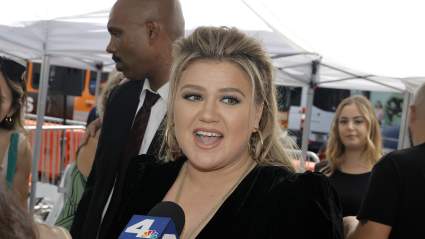 Kelly Clarkson revela sus propias banderas rojas