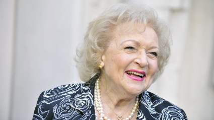 Betty White Causa de la Muerte: ¿Cómo murió la leyenda?